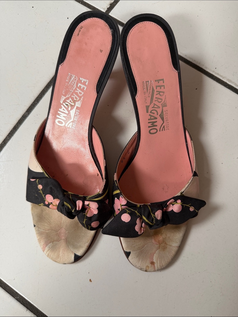 Salvatore Ferragamo Black Floral Bow Mules with Pink Insole